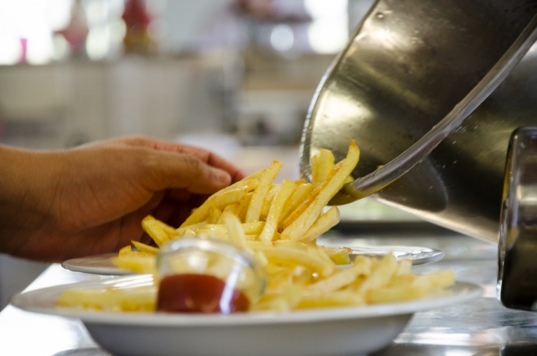 Offeni Tüür, Frites jederzeit beliebt